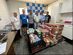 “Jogo Solidário em Santana da Ponte Pensa arrecada mais de 700 litros de leite em prol da Santa Casa