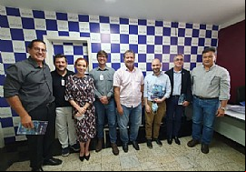 Santa Casa de Jales recebe representantes da Universidade Brasil